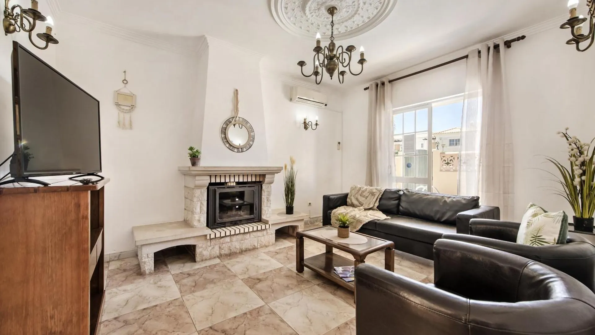Alexandra By Algarve Villa Holidays アルブフェイラ