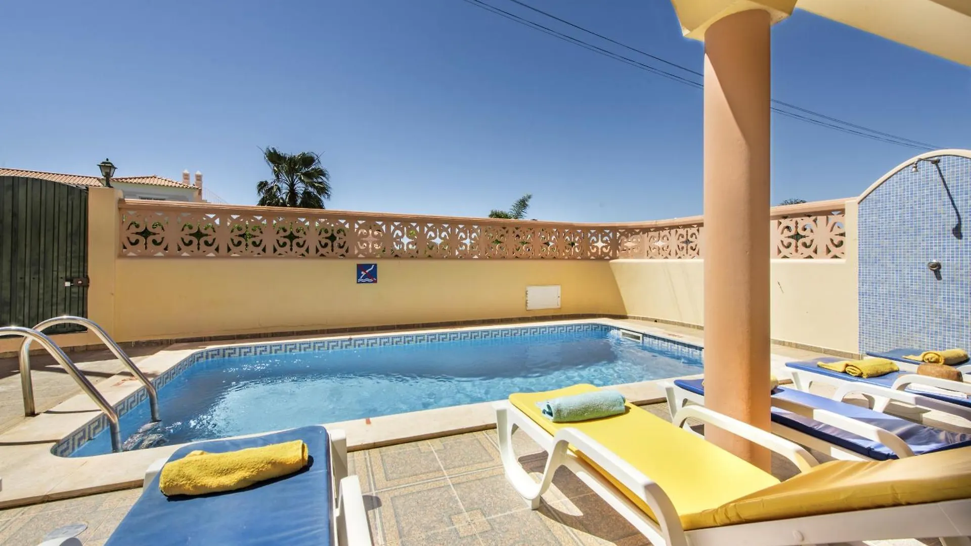 Alexandra By Algarve Villa Holidays アルブフェイラ